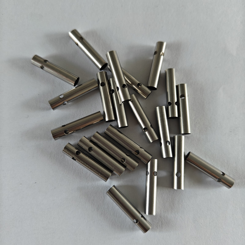 Precision machining of hollow tube straight seam welded tube laser cutting stainless steel capillary stripping 304 stainless steel